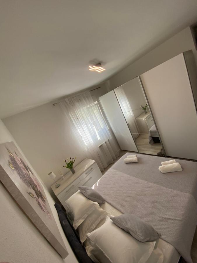 Apartman Antonio Baška Voda Kültér fotó