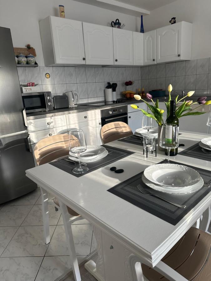 Apartman Antonio Baška Voda Kültér fotó